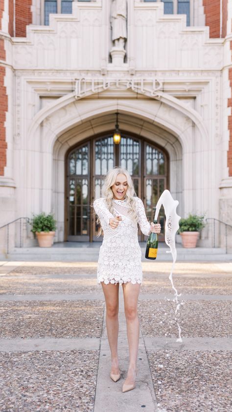 The #1 Secret to Popping the Bubbly at Your Graduation Shoot Graduation Photos Champagne, Popping Champagne Pictures, Champagne Popping Pictures, College Grad Outfit, Graduation Champagne, Popping Champagne, College Grad Pics, Graduation Shoot, Best Champagne