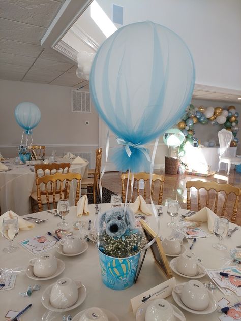 Centerpiece. Baby showet Baby Shower Adventure Theme, Airplane Baby Shower Cake, Greatest Adventure Baby Shower Theme, Devonshire Tea, Blue Baby Shower Ideas, Hot Air Balloon Centerpiece, Air Balloon Centerpiece, Adventure Baby Shower Theme