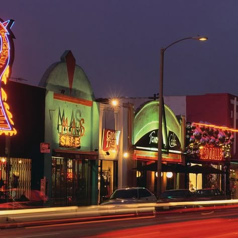 Vintage Los Angeles 2000s Los Angeles Aesthetic, Vintage Los Angeles Aesthetic, Los Angeles Culture, La 80s Aesthetic, Los Angeles 1980s, Los Angeles Vintage, Skid Row Los Angeles, Melrose Los Angeles, Los Angeles Aesthetic