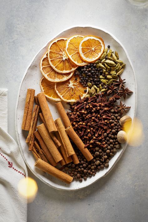 Homemade Mulling Spice Mix | Good Life Eats® Mulled Spices Gift, Homemade Spice Blends Gifts, Spice Mix Gift, Mulling Spices Gift, Apple Cider Uses, Winter Beverages, Recipe Cards Printable Free, Spiced Tea, Holiday Beverages