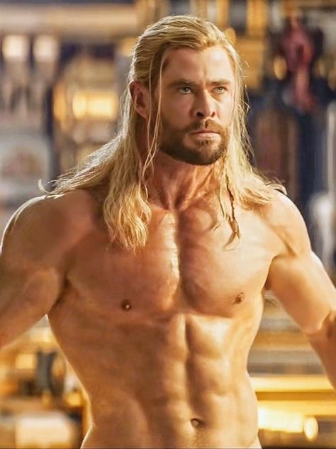 Chris Hemsworth Physique, Chris Hemsworth Body Muscle, Chris Hemsworth Shirtless Muscle, Chris Hemsworth Thor Love And Thunder, Thor Hot Pics, Thor Physique, Thor Long Hair, Chris Evans Shirtless Muscle, Famous Men Actors