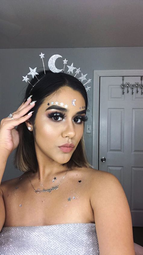 Halloween costume. #haloweenmakeup #moonchild #moongoddess #makeup #moon  #stars Moon Themed Makeup, Moon Eye Makeup, Moon Goddess Makeup, Moon Goddess Costume, Sun And Moon Costume, Goddess Halloween Costume, Moon Makeup, Goddess Halloween, Moon Costume