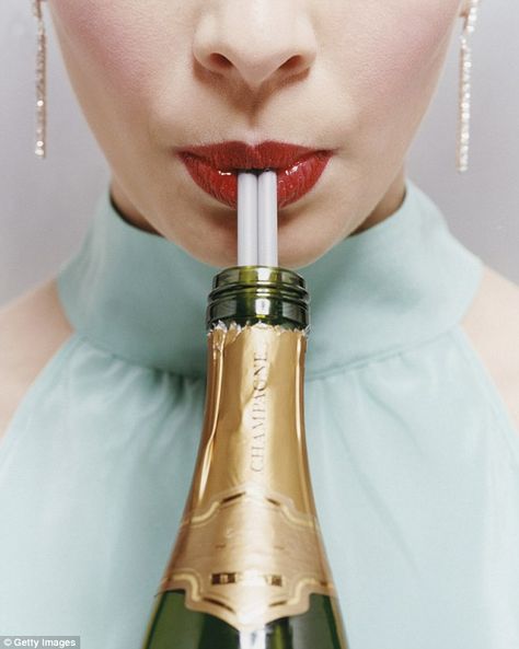 Mode Editorials, Wine Photography, Champagne Bottles, Foto Art, Disco Party, Red Lipstick, Sparkling Wine, New Years Eve, Happy New Year