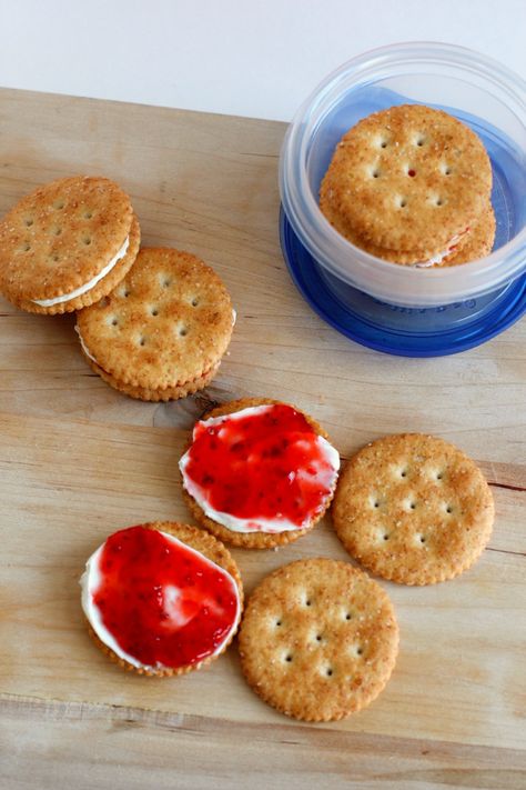 Toddler Food Ideas, Kid Lunches, Kids Lunch Ideas, Kid Snacks, Kids Lunches, Cracker Snacks, School Lunch Ideas, Toddler Snacks, Lunch Box Ideas