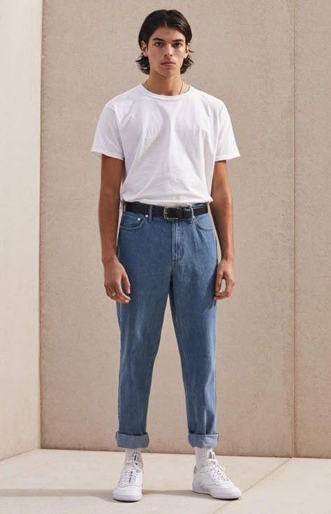 White Shoes Outfit Men, Blue Jeans Outfit Men, 90s Style Jeans, White Shoes Outfit, White Shirt And Blue Jeans, Denim Outfit Men, Jeans Outfit Men, 90s Fashion Men, Smart Jackets