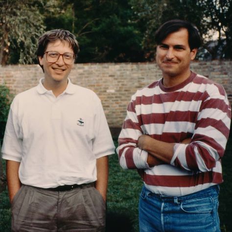 @lazerful on Instagram: “Bill Gates and Steve Jobs (1991)” Bill Gates Steve Jobs, Steve Wozniak, Leo Love, Bill Gates, Popular Outfits, Steve Jobs, Oversized Blazer, History Facts, Great Pictures