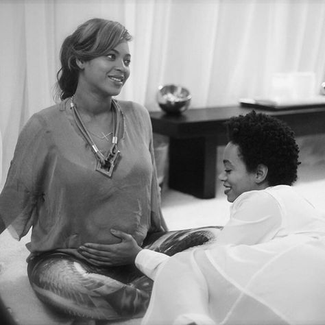 Pregnant Tumblr, Beyonce And Solange, Beyonce Pregnant, Bey And Jay, Blue Ivy Carter, Mommy Moments, Beyonce Style, Carter Family, Beyoncé Giselle Knowles-carter