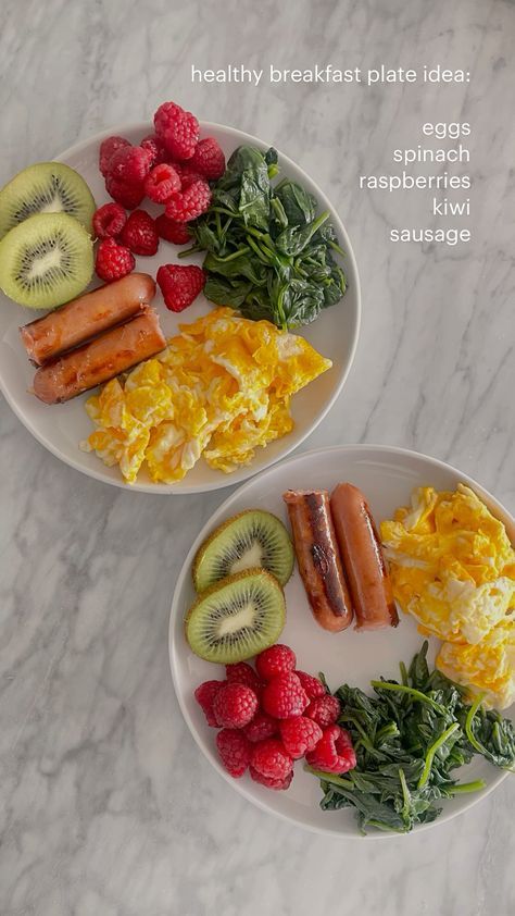 Meal High In Protein, Healthy Breakfast Plate Ideas, Fitness Food Plan, Realistic Healthy Eating, Foods With Spinach, Fitness Breakfast Ideas, Home Cooked Healthy Meals, Healthy Food Meal Plan, Good High Protein Meals