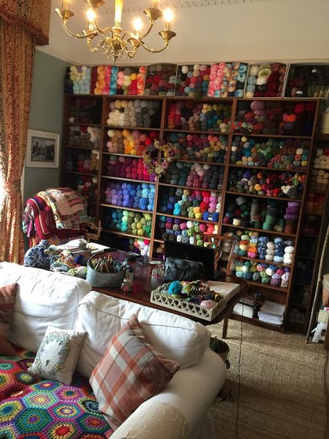 What a wonderful room! via The Woolly Adventures of a Knitting Kitty: Knitting Room Ideas Inspiration, Knitting Room Ideas, Knitting Nook, Yarn Room, Knitting Studio, Office Styling, Knitting Room, Girl Bedrooms, Village Shop