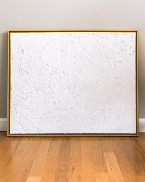 It never occurred to me until recently that I could achieve the same look of textured art without the hefty price tag of buying original textured art. Gesso Art, Abstract Art Diy, Gold Leaf Painting, Textured Canvas Art, Canvas Painting Diy, Textured Canvas, Art Texture, Textured Art, Textured Wall Art