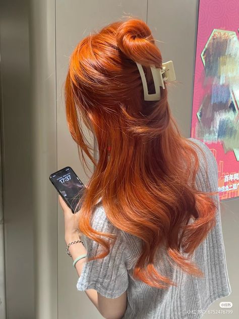 Orange Hair Aesthetic Girl, New Hair Colors 2024, Rosette Orange Hair, Hairstyles For Gingers, Straight Ginger Hair, Ginger Hair Hairstyles, Orange Red Hair Color, Ginger Hair Styles, Orange Long Hair