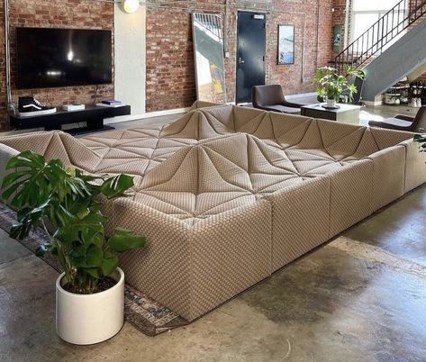 Non Fashion Grail, Industrial Room Design, Dune Sofa, Farmhouse Home Design, Dream House Living Room, Pierre Paulin, Furniture Architecture, Dream Home Design, House Rooms