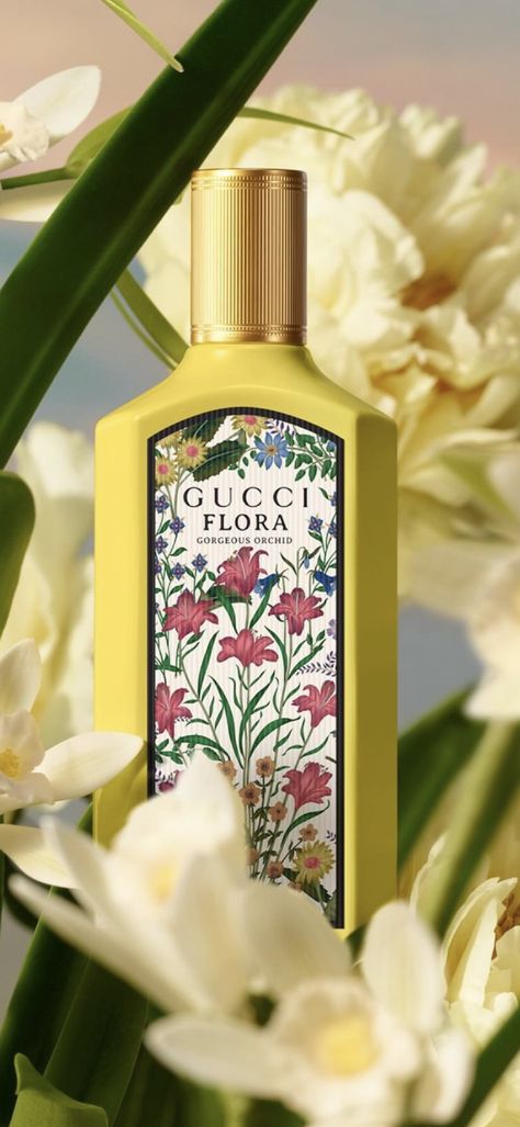 Gucci Flora Gorgeous Orchid Parfum Gucci Flora Gorgeous Orchid, Gucci Flora Perfume, Gucci Perfume, Gift Wishlist, Flower Perfume, Gucci Flora, Vision Board Photos, Sunshine Yellow, 2025 Vision