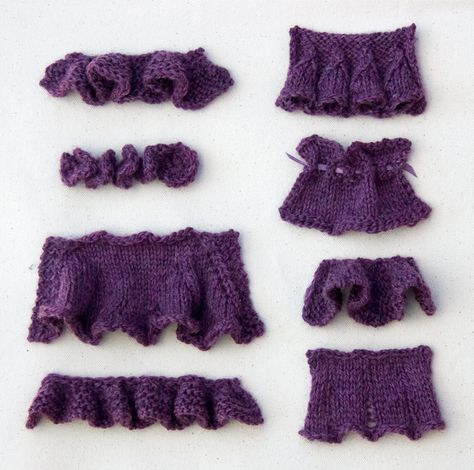 how to knit ruffles:  Basic Top Down Ruffle.  Bell Ruffle.  Gathered Eyelet Ruffle.  Short Row Vertical Ruffle.  Drop Stitch Pleat.  Basic Bottom Up Ruffle.  Fluttery Ruffle.  Corkscrew Ruffle Knit Ruffles, Knitting Help, Knitted Items, Mode Crochet, Knitting Instructions, Baby Clothes Patterns, Haken Baby, How To Knit, Knit Stitch Patterns