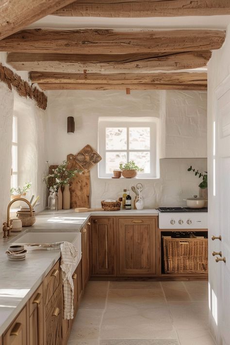 Rustic And Modern Kitchen, Renovated Farmhouse Kitchen, Minimal Rustic Kitchen, Rustic Italian Kitchen Tuscan Style, Country Modern Interior, Rustic House Kitchen, Interior Modern Farmhouse, Kitchen Picture Ideas, Natural Home Interior