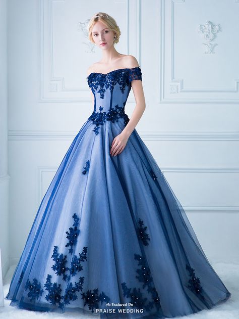 This statement-making royal blue gown from Digio Bridal featuring ultra-chic lace detailing is both timeless and unique! Short Sleeve Prom Dresses, Royal Blue Gown, Chic Prom Dresses, Dressy Dress, Fest Outfits, Long Gowns, 파티 드레스, Lace Prom Dress, Prom Dresses Vintage