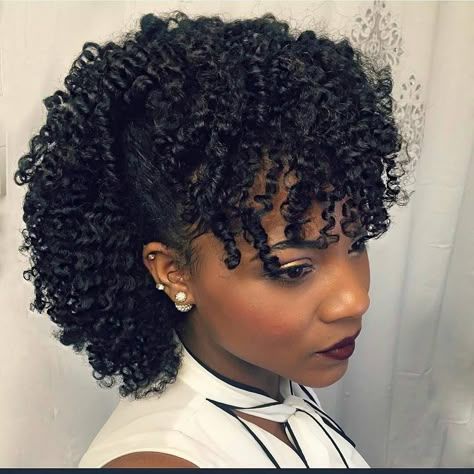 Gorgeous coils! Cabello Afro Natural, Pelo Afro, Beautiful Natural Hair, Natural Hair Beauty, Natural Glam, Penteado Cabelo Curto, Natural Styles, Natural Hair Inspiration, Natural Hair Tips