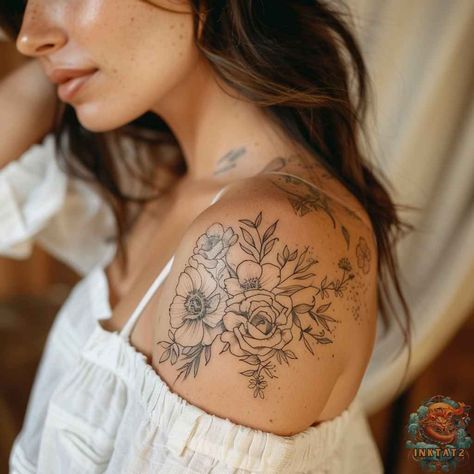 Birth Flower Tattoos Shoulder, Bouquet Tattoo Shoulder, Flower Shoulder Cap Tattoo, Flower Tattoos Shoulder, Fine Line Flower Bouquet, Flower Bouquet Tattoos, Line Flower Bouquet, Tattoo Shoulder Blade, Bouquet Tattoos