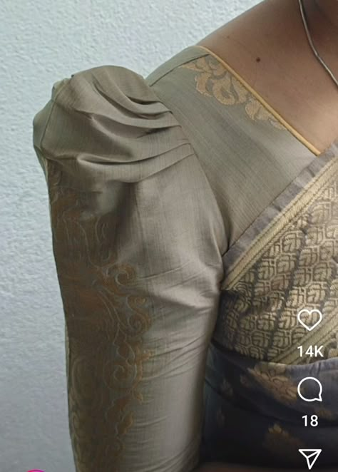 Traditional Blouse Sleeves Designs, Blouse Sleves Patterns, Blawos Design New, Blouse Designs For Hands, Blose Hands Designs Latest, Hand Blouse Designs Latest, Blouse Designs Hands Pattern, Simple Blouse Design For Normal Saree, Hands Designs For Blouse