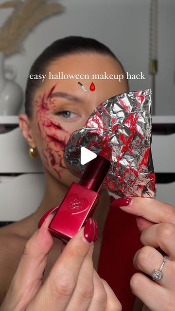 Halloween Easy Makeup, Eye Makeup Halloween, Halloween Simples, Halloween Makeup Hacks, Easy Halloween Makeup, Halloween Beauty, Makeup Easy, Life Hacks Beauty, Halloween Makeup Tutorial