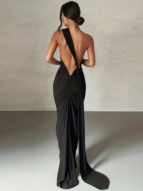 Faster shipping. Better service Black Gala Dress, 파티 드레스, Prom 2024, Prom Inspo, Cutout Maxi Dress, Ladies Gown, Backless Maxi Dresses, Body Con Dress, Elegant Red