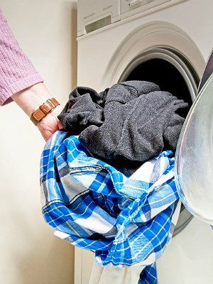 Diy Wrinkles, Wrinkled Clothes, Bob Vila, Washer Dryer Combo, Clothes Dryer, Home Warranty, Home Organization Hacks, How To Iron Clothes, Laundry Hacks