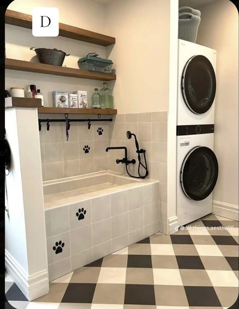 Washing Station, Dog Washing Station, Dream Laundry Room, Laundry Room Renovation, Laundry Room Inspiration, Laundry Room Remodel, Dog Room, Grooming Salon, Dog Wash