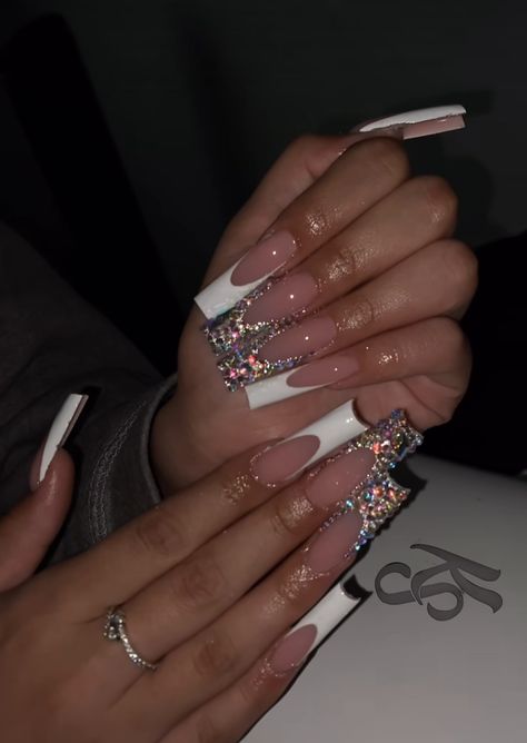 Nails Acrylic French Tip With Gems, Bling Acrylic Nails French Tip, White French Tip Nails With Gold Rhinestones, Latina Nails French Tip, Long Square Nails Designs Bling, White French Tip Rhinestone Nails, Long French Nail Designs, Baddie Birthday Nails Sagittarius, Blinged French Tip Nails