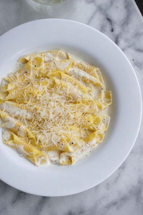 Garganelli Pasta, Pasta Table, Gorgonzola Cream Sauce, White Truffle, Cream Sauce, Pretty Food, Heavy Cream, I Love Food, Savoury Food