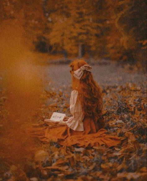 ............................. Romanticize Autumn, Fall Princess, Pumpkin Inspo, Red Hair Ginger, The Iron Bull, Witch Photography, Autumn Princess, Autumn Cottagecore, Royalcore Aesthetic