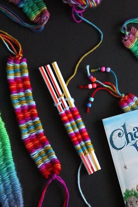 Happy Hooligans, Weaving For Kids, Straw Weaving, Crafty Kids, Weaving Projects, Craft Club, Camping Crafts, Jeans Diy, Camping Art