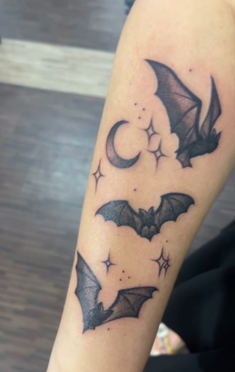 Eerie Tattoos, Halloween Flash Tattoo, Halloween Flash, Bat Tattoo, Wicked Tattoos, Flash Tattoo Designs, Chest Piece Tattoos, Pretty Tattoos For Women, Gothic Tattoo