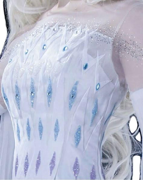 Elsa Dress Aesthetic, Elsa Spirit Dress, Frozen Elsa Cosplay, Elsa Dress Frozen 2, Elsa Frozen 2 Outfit, Elsa Frozen 2 Cosplay, Elsa Aesthetic Frozen, Frozen 2 Outfits, Ice Princess Dress