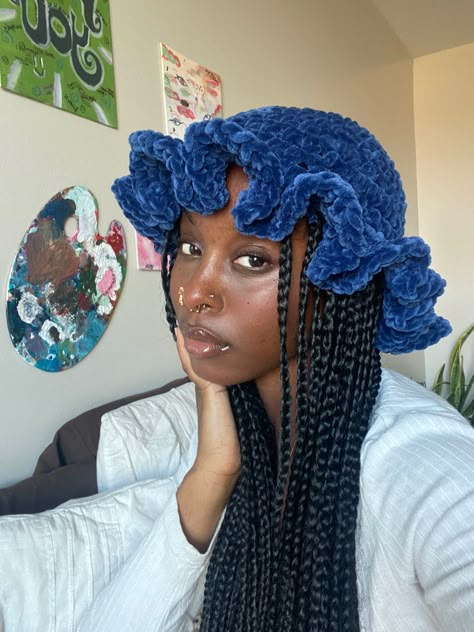 by novaltreasures on instagram Crochet Bucket Hat Black Women, Crochet Hats Black Women, Crochet Durag, Crochet Socks Tutorial, Velvet Bucket Hat, Scarf Aesthetic, Velvet Crochet, Hat Aesthetic, Crochet Fairy