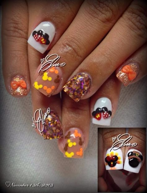 Mickey and Minnie Mouse Thanksgiving Nails Fall Mickey Nails, Thanksgiving Disney Nails, Disney Thanksgiving Nails, Nails Thanksgiving Fall, Fall Disney Nails, Disney Fall Nails, Thanksgiving Nail Art Designs, Holidays Nails, Disney Themed Nails