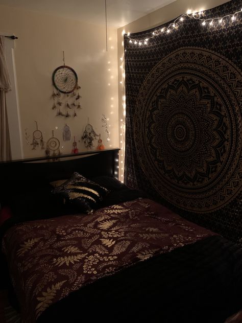 #tapestry #dreamcatcher #blackbedroom #beautifulbedroomideas  #beautifulbedrooms  #spiritualinspiration  #spiritual Black & Gold Tapestry 7 good luck dream catchers Cottage Academia, Gothic Cottage, New Room Decor, Black Tapestry, Gold Tapestry, Black Bedroom, Black Bedding, Black Wall, Room Inspiration Bedroom