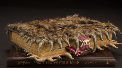 Now You Can Own Harry Potter's <em>Monster Book of Monsters</em> Book Of Monsters Harry Potter, Book Of Monsters Cake, Harry Potter Libros, Harry Potter Christmas Theme, Theatre Foyer, Harry Potter Monster Book, The Monster Book Of Monsters, Harry Potter Templates, Monsters Cake