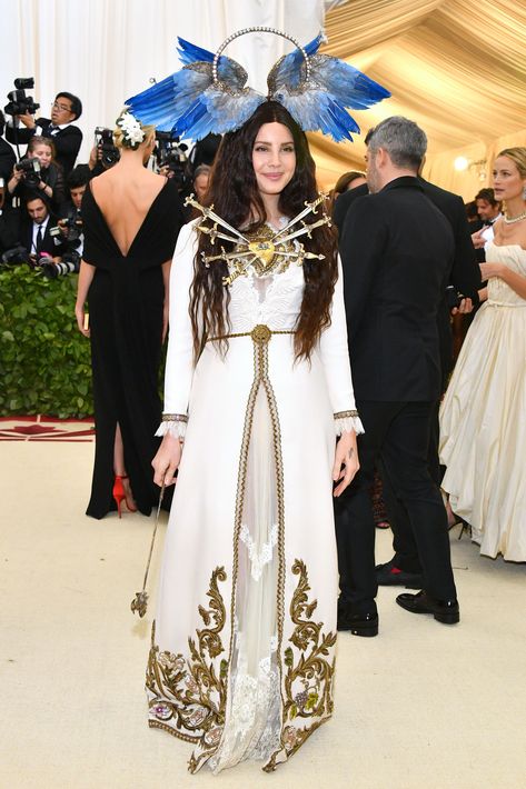 Holy Chic! The Most Divine Looks From The Met Gala Red Carpet #refinery29 https://www.refinery29.com/2018/05/198434/met-gala-best-dressed-2018-red-carpet#slide-26 Best Met Gala Looks, Heavenly Bodies Fashion, Met Gala Fashion, Gala Outfits, Gucci Gown, Met Gala Outfits, Met Gala Dresses, Gala Looks, Gala Outfit