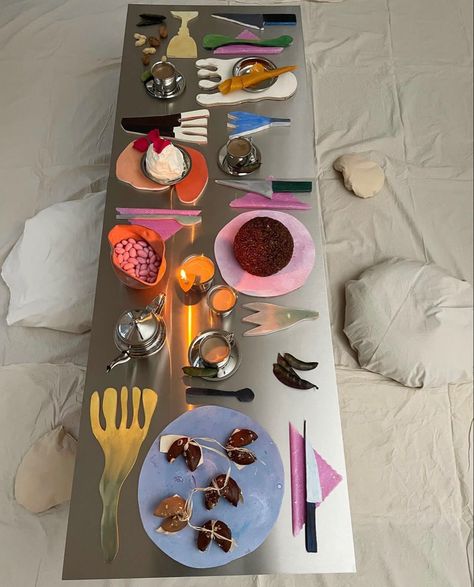 Apartment Party Aesthetic, Table Settings Aesthetic, Table Setting Aesthetic, Table Aesthetic, Dinner Setting, Table Setting Inspiration, Wedding Table Settings, My New Room, Dinner Parties