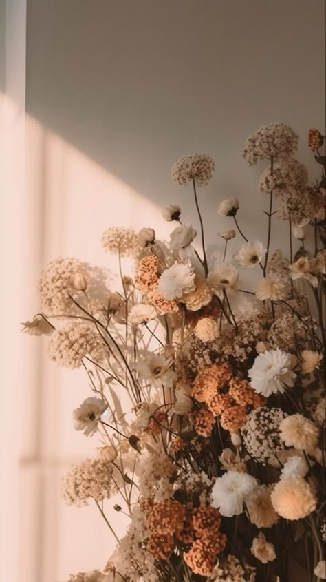 Neutral Astetics Wallpaper Iphone, Neutral Phone Wallpaper Aesthetic, Neutral Moody Aesthetic, Vintage Widget Aesthetic, Neutral Wallpaper Aesthetic, Neutral Aesthetic Wallpaper, Flor Iphone Wallpaper, Flowers Beige, Phone Wallpaper Boho