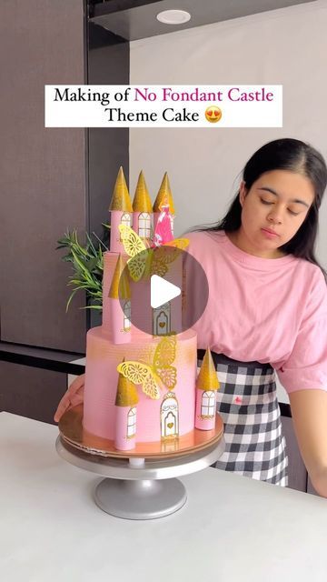 How To Make A Castle Cake, No Fondant Birthday Cake, Cake For Artist, Castle Theme Cake, Castle Cake Diy, Castle Cake Tutorial, Easy Castle Cake, Easy Princess Cake, Princess Cake Ideas