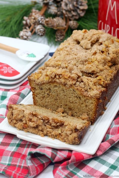 I believe that bread is one of the most amazing creations on this earth. Especially, when you can turn bread into a delicious flavor. This Coffee Cake Banana bread is perfect for any occasion. You can share this with your friends and family for breakfast, lunch, or dinner. It is truly a unique combination of 2 classic flavors. Coffee Cake Banana Bread, Banana Bread Coffee Cake, Coffee Banana Bread, Cake Banana Bread, Cake Banana, Banana Bread Ingredients, Banana Coffee, Blueberry Coffee Cake, Coffee Cake Recipe