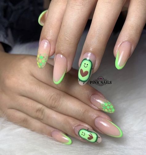 Green Cartoon Nails, Avocado Nails Design, Avocado Nail Art, Avocado Nails, Pedicure En Gel, Hippie Nail Art, Types Of Nails Shapes, Berry Nails, Nail Art Designs For Beginners