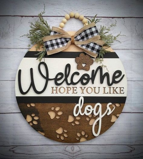 Beautiful Round Door Signs for Your Front Door - Best First Impressions Welcome Signs Front Door, Door Signs Diy, Diy Wood Signs, Front Door Signs, Wood Circles, Round Door, Dog Door, Dog Decor, Walnut Stain