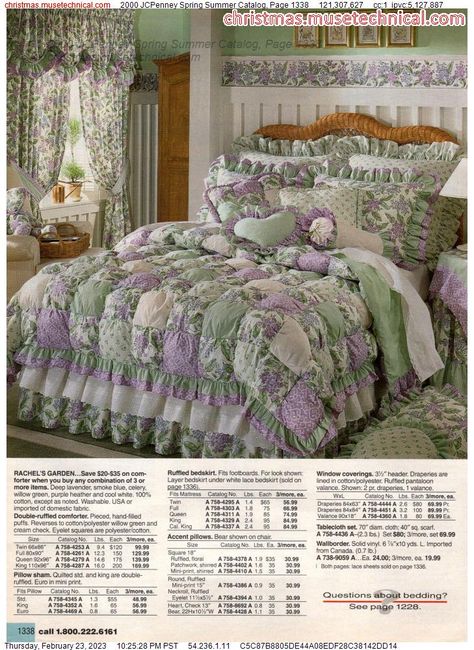 Purple And Green Bedroom Ideas, Green And Purple Room, Cottagecore Rooms, Purple And Green Bedroom, Green And Purple Bedroom, Florida Bedroom, Apartment Bedrooms, Green Cottagecore, Home Moodboard