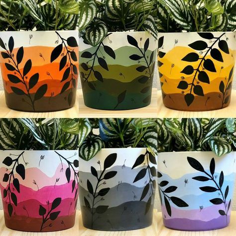 Plant Pot Design, Diy Pottery Painting, Flower Pot Art, Painted Terracotta, Painted Pots Diy, Flower Pot Design, Painted Plant Pots, Painted Clay, Clay Planters