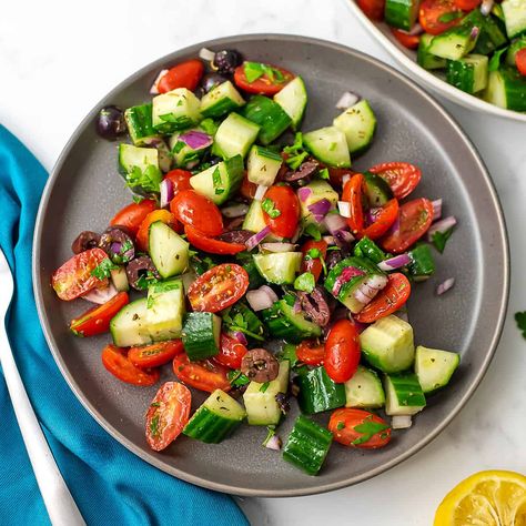 Mediterranean Cucumber Tomato Salad Sweet Salad Dressings, Mediterranean Cucumber, Cucumber Salad Recipes, Garden Salads, Pasta Side Dish, Cold Recipes, Kale Salads, Tomato And Onion Salad, Mexican Train