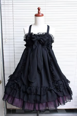 Goth Kawaii Fashion, Night Gown Dress, Stuff To Sew, Jirai Kei, Goth Outfits, Pretty Clothes, Lolita Dress, Gothic Lolita, Art Clothes