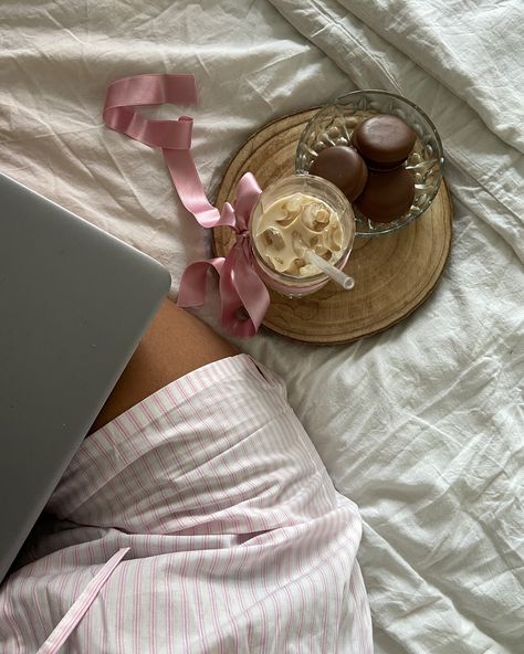 Pov: You love the pink aesthetic & romanticizing your life🌸🎧💓🎀 #pinkstuff #pinkaesthetics Romanticing Life, Slow Lifestyle, Light Girls, Bow Wallpaper, Pretty Pink Princess, Activities For Girls, Romantic Girl, Girls Diary, Book Instagram