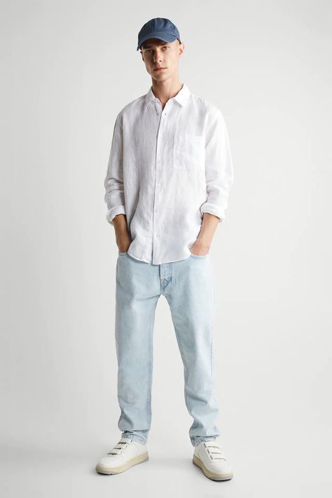 White Shirt Blue Jeans Outfit Mens, White Shirt Blue Jeans Men, Blue Jeans Men, White Shirt And Blue Jeans, Guys In Jeans, White Shirt Outfits, Shirt Outfit Men, Trophy Hunting, Nice Men